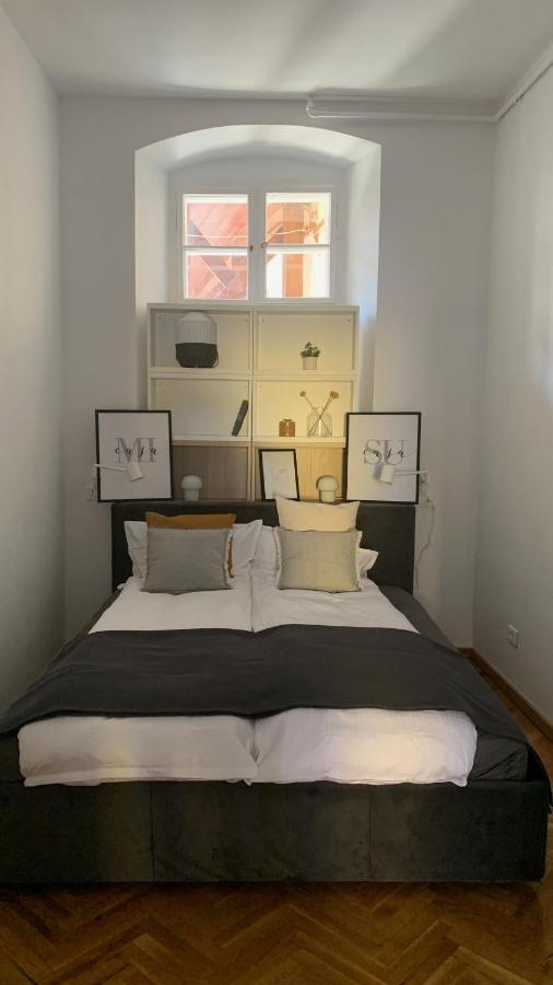 Apartament Lies By The Bridge - La Podul Minciunilor Sibiu Ngoại thất bức ảnh